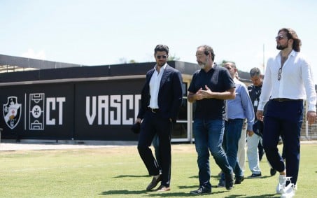 Após reunião com grupo investidor, Vasco é autorizado a gastar empréstimo com reforços