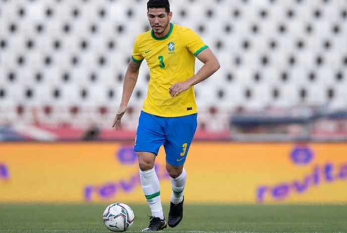 Nino em ação pela Seleção Brasileira