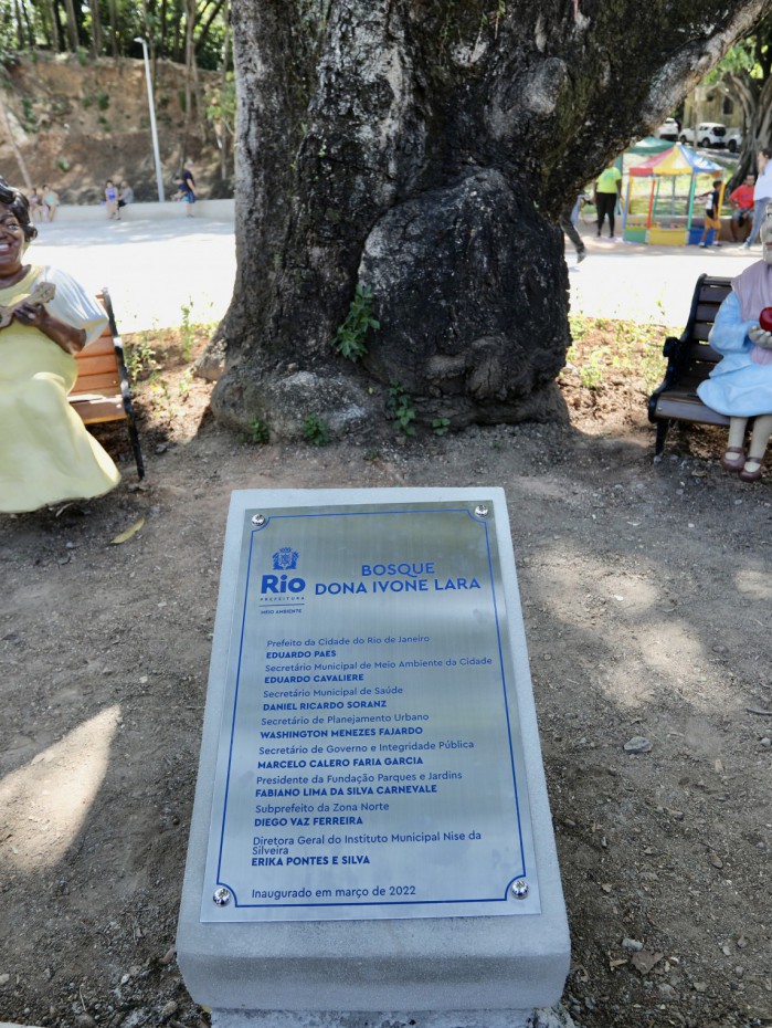Roda de samba em homenagem a Dona Ivone Lara acontece nesta quinta-feira (23)