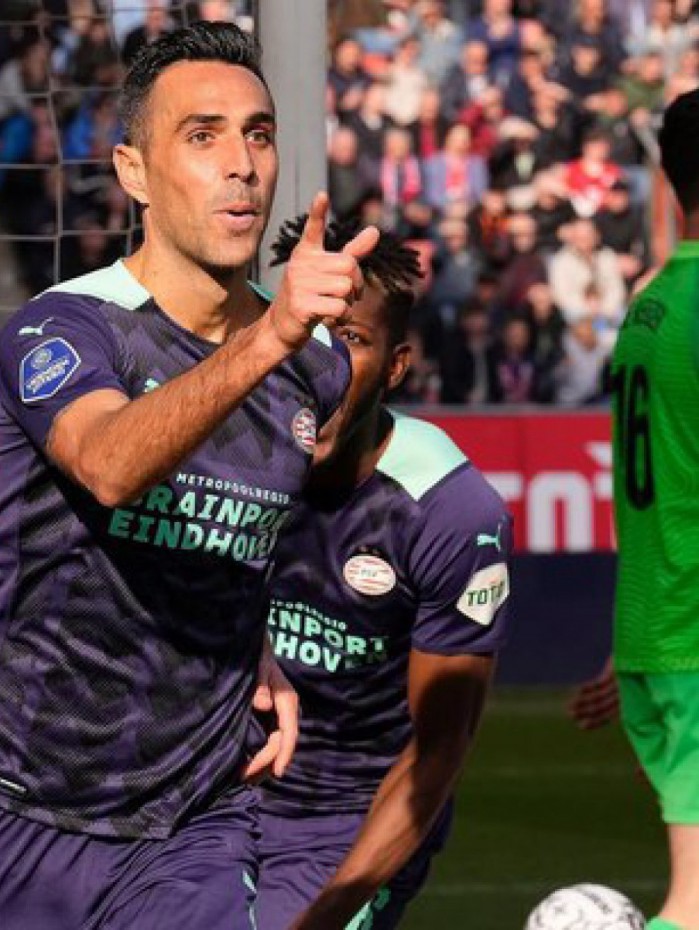 Eran Zahavi, do PSV, da Holanda