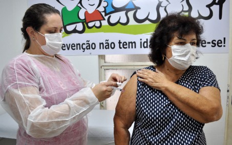 Resende inicia campanhas de vacinação contra a gripe e sarampo