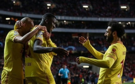 Liverpool fez 
3 a 1 no Benfica