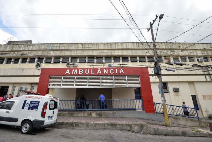 Policiais do Batalhão de Policiamento em Vias Expressas (BPVE) foram socorridos ao Hospital Getúlio Vargas