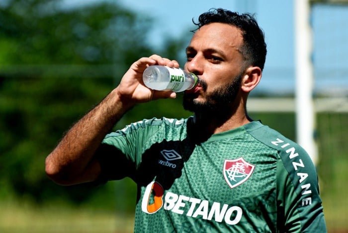 Yago Felipe no treino do Fluminense