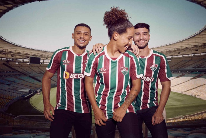 Fluminense anuncia novo uniforme tricolor para 2022