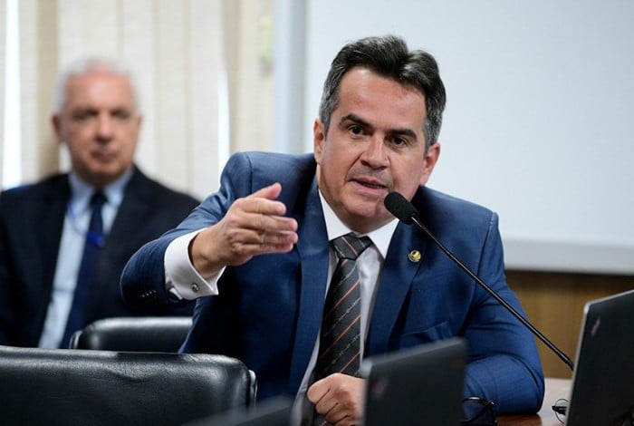 Ciro Nogueira é ministro-chefe da Casa Civil