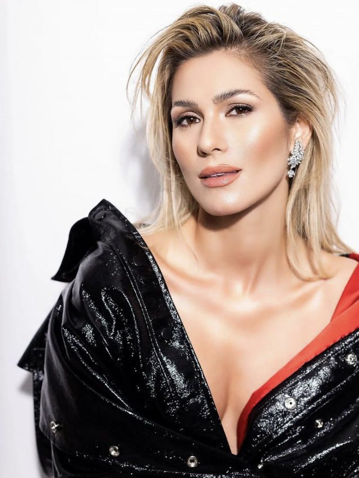 Apresentadora Lívia Andrade é detonada nas redes sociais ao opinar sobre 