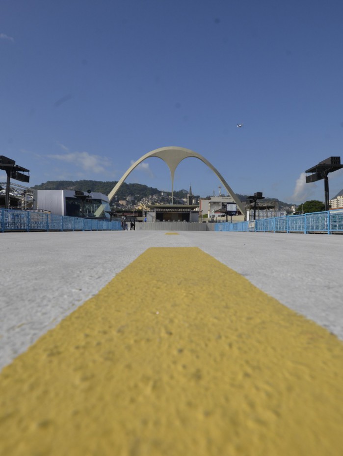 Samb&oacute;dromo est&aacute; inclu&iacute;do no projeto da Cal&ccedil;ada da Fama do Samba
