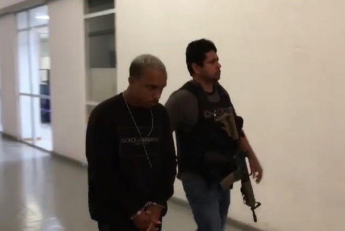 Criminoso é apontado como contador do tráfico de drogas da Vila Vintém