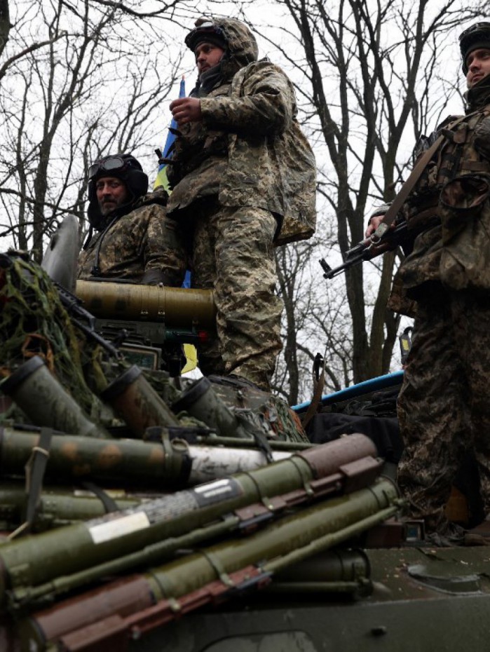 R&uacute;ssia amplia dom&iacute;nio sobre cidade-chave no leste da Ucr&acirc;nia