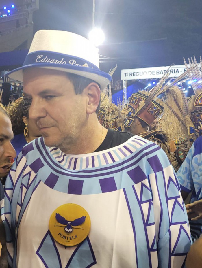 Prefeiro do Rio, Eduardo Paes avalia medidas para aumentar a seguran&ccedil;a no Carnaval e evitar acidentes como o que vitimou a menina Raquel