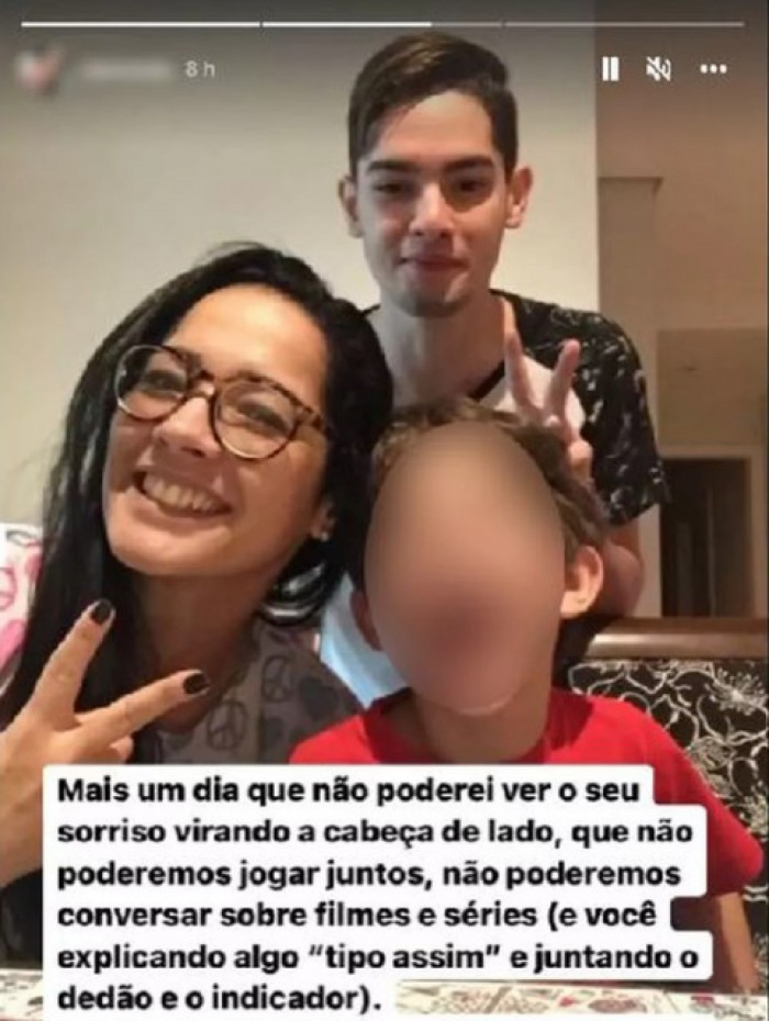 M&atilde;e de jovem desabafa nas redes sociais