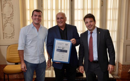 Primeiro prédio público brasileiro a receber certificado Lixo Zero é sede da Câmara dos Vereadores 