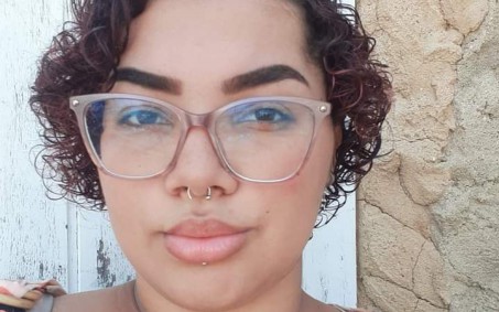 Família procura adolescente desaparecida na Zona Oeste 