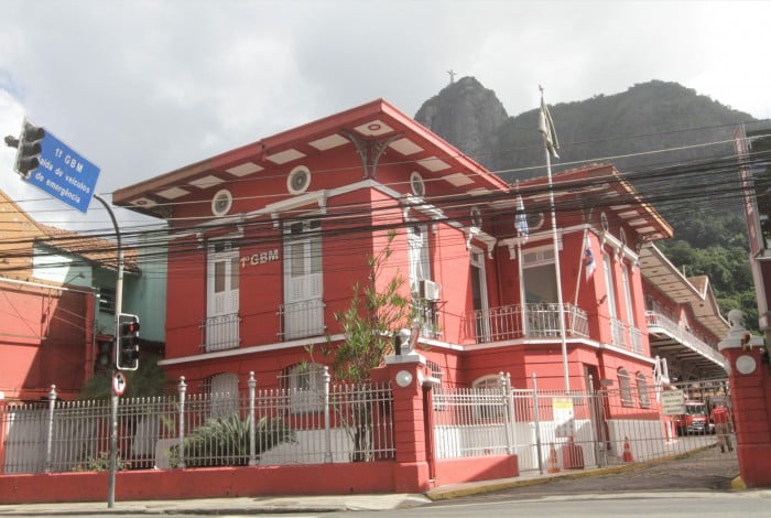 Sérgio Cabral foi transferido de Bangu 1 para Quartel do Corpo de Bombeiros no Humaitá 