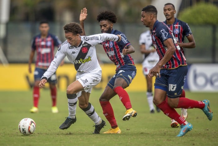 Vasco superou o Bahia em duelo na Colina