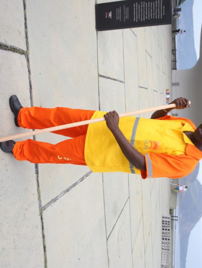 O gari Alessandro Ferreira dos Santos também apostou nos projetos sociais.