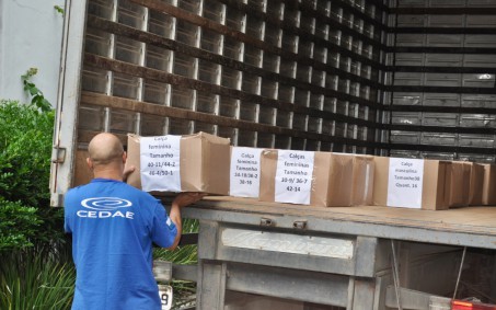 Projeto de Nova Iguaçu fornece roupas e agasalhos para população carente