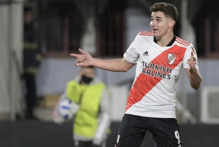 Julián Álvarez protagonizou momento marcante nesta edição da Libertadores