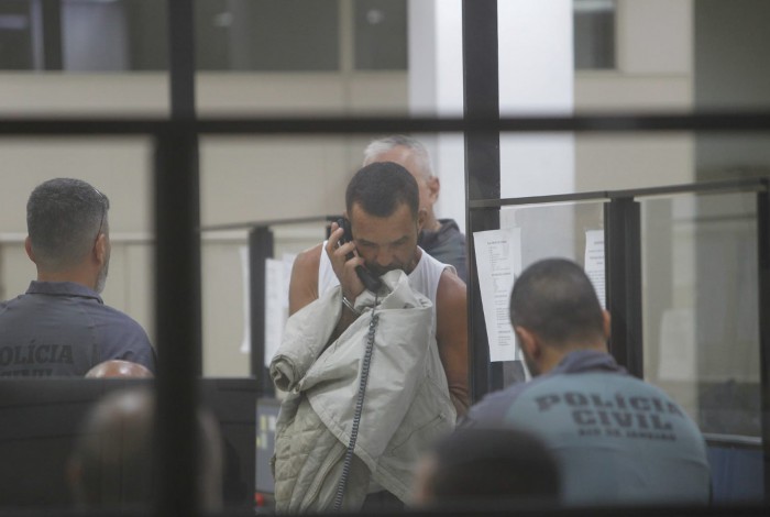 Achilles Coelho Alamo foi preso em flagrante por porte ilegal de arma