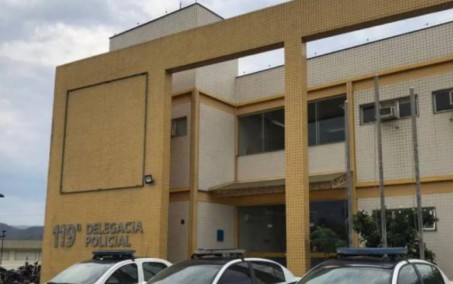 Homem que ameaçou matar esposa com uma roçadeira é preso em Rio Bonito