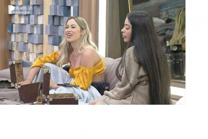 Após aproximação com Dynho Alves, MC Mirella trocou farpas com Carol Narizinho 