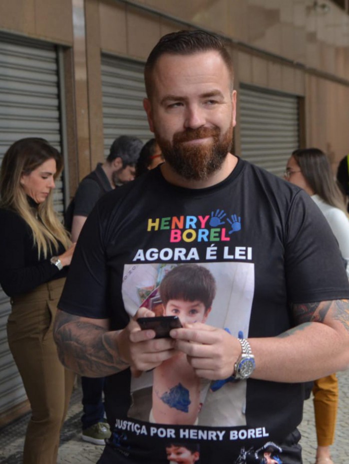 Leniel Borel, pai de Henry, teme que Jairinho n&atilde;o fale durante interrogat&oacute;rio pela segunda vez