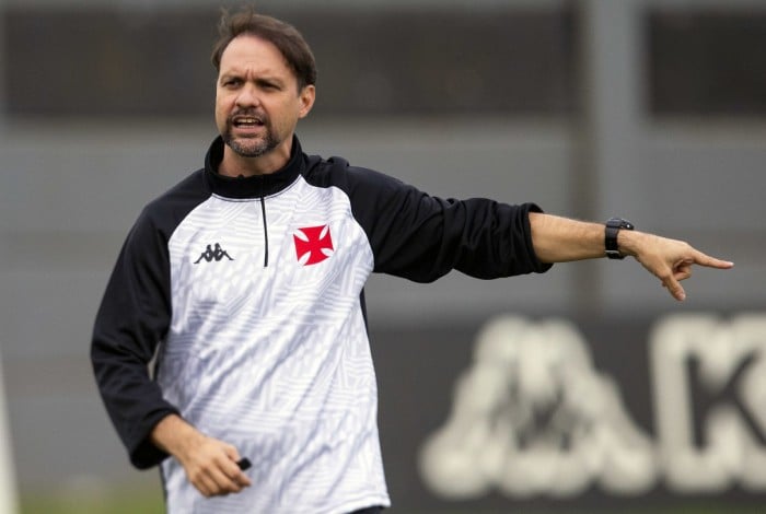 Maurício Souza, técnico do Vasco