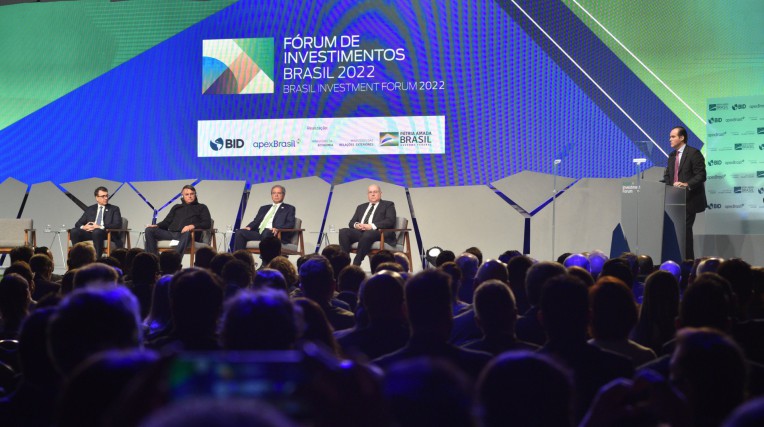 Guedes sinaliza que futuro da Petrobras ser&aacute; o mesmo trilhado pela  Eletrobras | Economia | O Dia