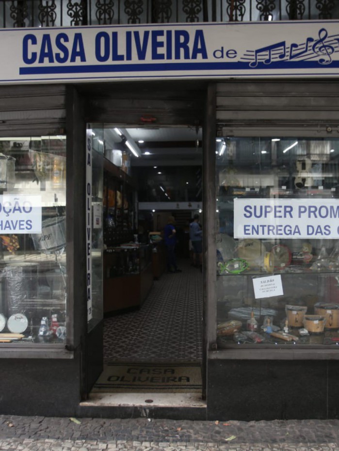 Casa Oliveira de Música vai fechar as portas depois de 74 anos de funcionamento