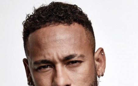 Neymar tranquiliza fãs após pouso forçado em Roraima: 'Foi só um susto'