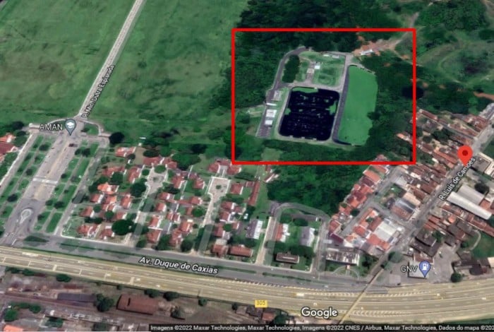 Imagens de satélite mostram Estação de Tratamento de Esgoto (ETE) localizada nos limites da Academia Militar das Agulhas Negras, em Resende