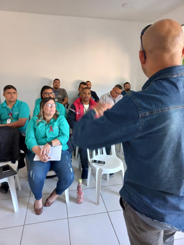 Treinamento dos funcionários ocorreu na sede de Nova Iguaçu da companhia