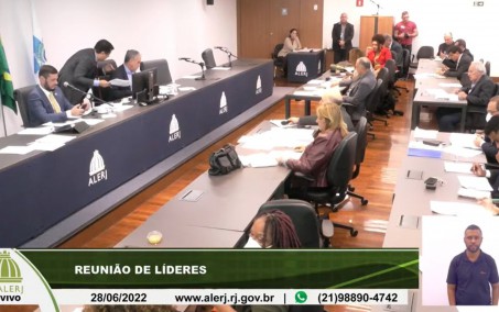 Servidores da Cedae retornam à Alerj amanhã para análise de veto 