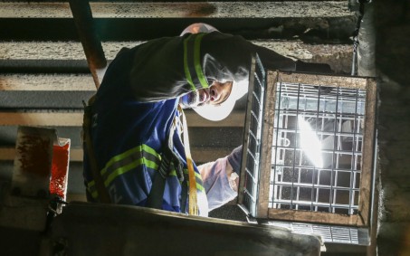 Prefeitura instala caixas blindadas no Túnel Velho após casos de furto