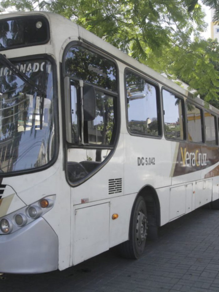 Tentativa de assalto a um ônibus em Caxias termina com um morto