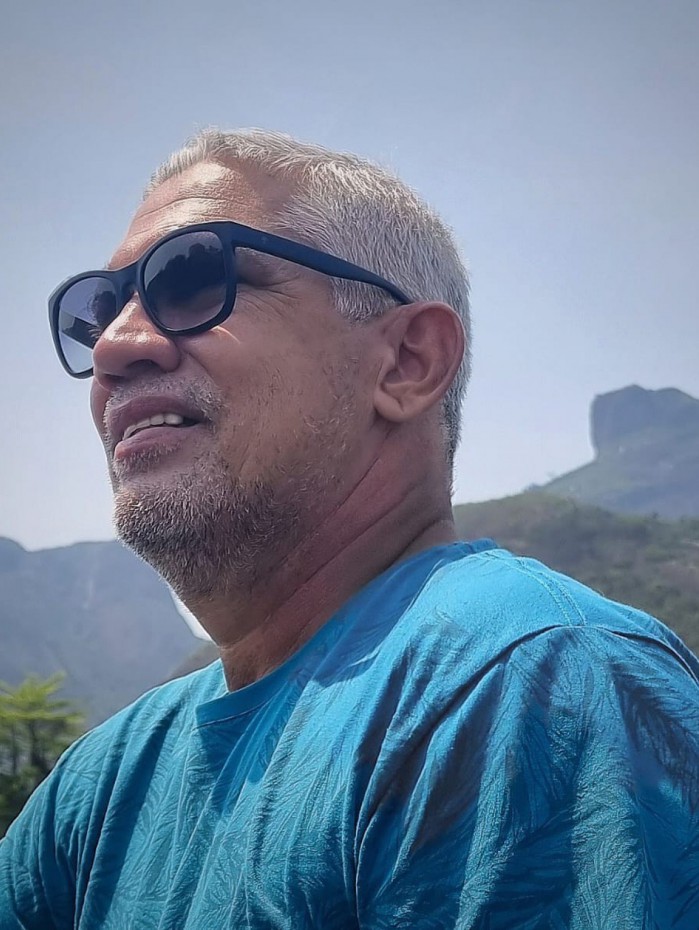 'André estava sempre rindo, alegre e positivo', disse esposa da vítima