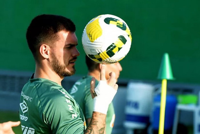 Nathan deve permanecer no Fluminense até o final do empréstimo