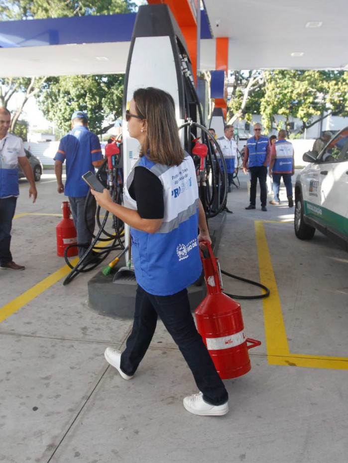 Fiscalização do Procon e Secretaria de Defesa do Consumidor entre outros órgãos  