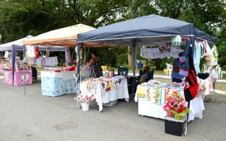 Artesãos de Resende recebem carteirinha que oferece descontos em compras