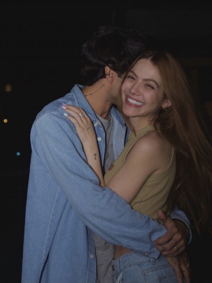 Sarah Poncio é clicada em clima de romance com novo namorado