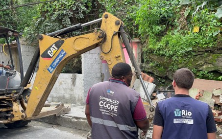 Prefeitura do Rio demoliu dez construções em comunidade de Copacabana 