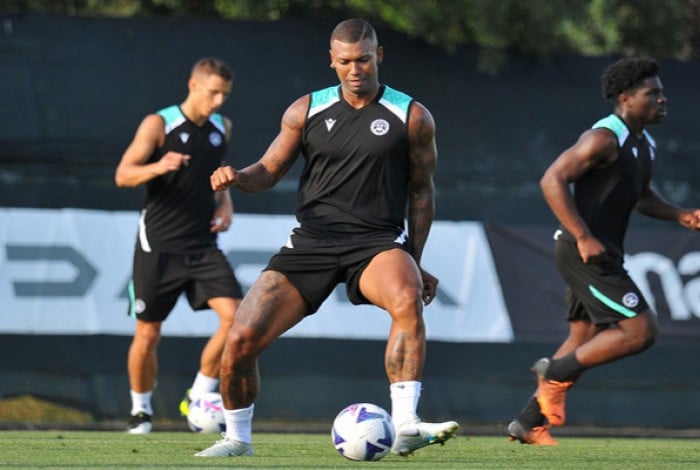 Volante Walace está próximo de acertar com o Flamengo