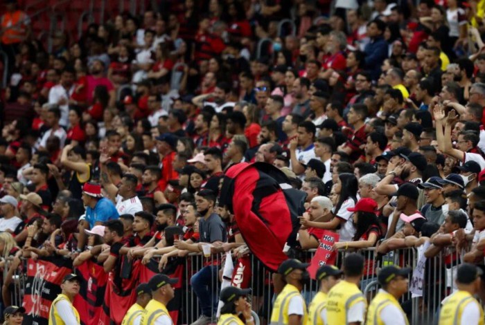 Torcida do Flamengo no Mané Garrincha