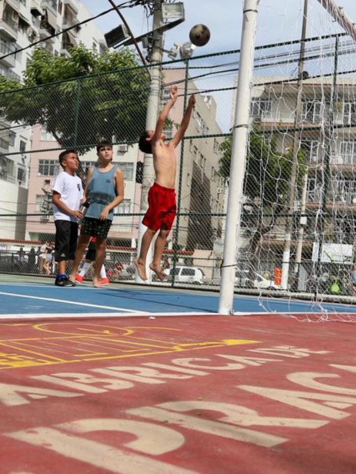 Nova quadra poliesportiva da Praça Avaí