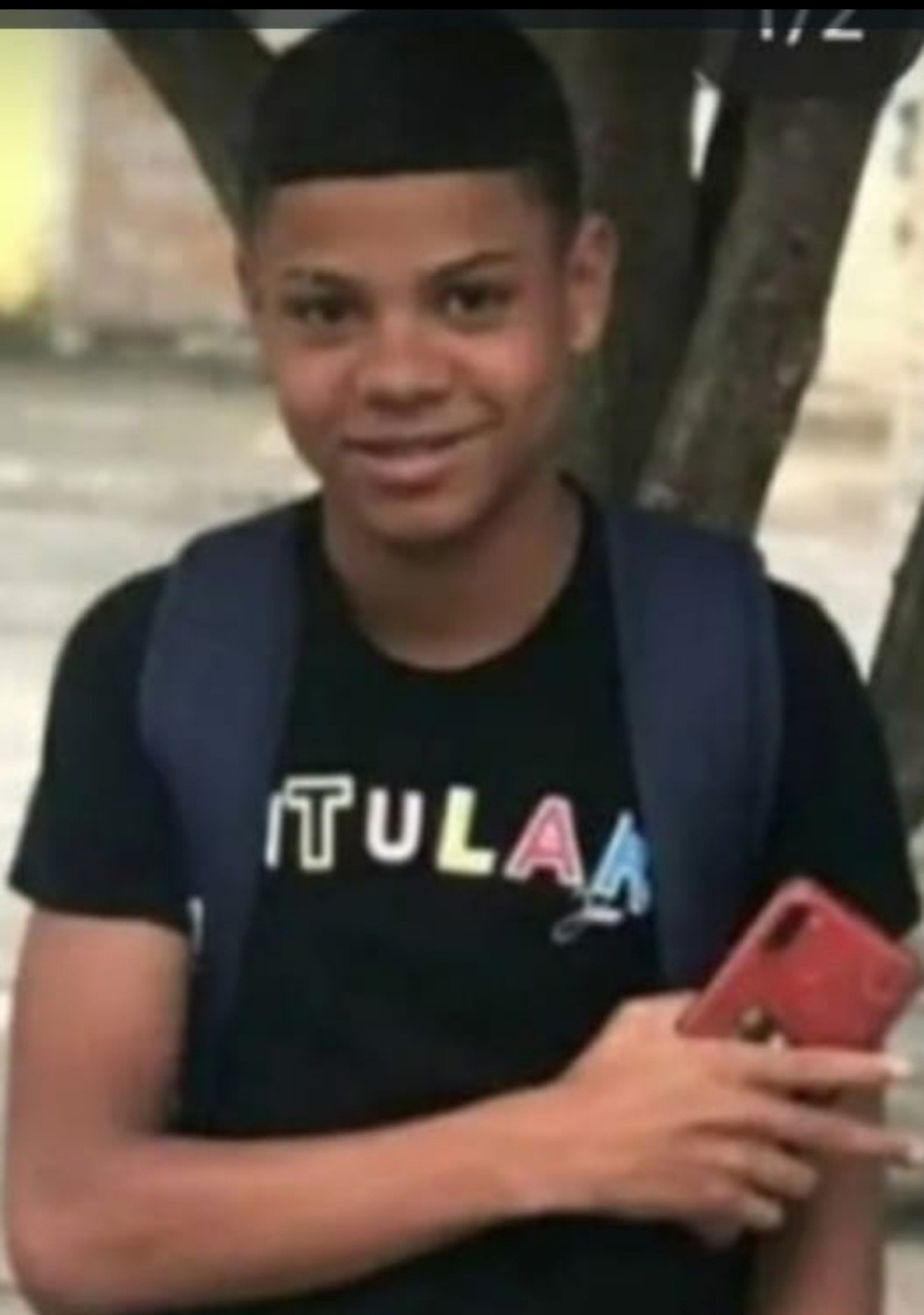 Estudante Jeferson Monteiro, de 15 anos, est&aacute; sumido h&aacute; 23 dias, ap&oacute;s sair de casa para comprar 1 litro de refrigerante, em um com&eacute;rcio perto de casa, em Mesquita, na Baixada Fluminense   