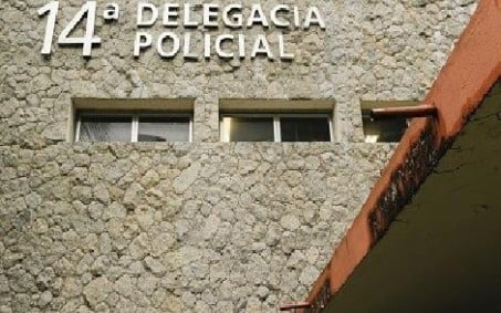 Dois assaltantes flagrados em Ipanema são encaminhados para a delegacia