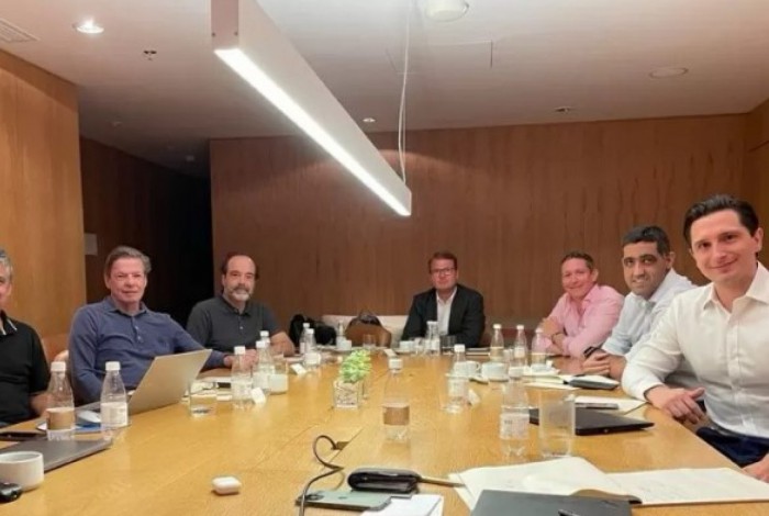 Reunião entre dirigentes do Vasco e executivos da 777 Partners