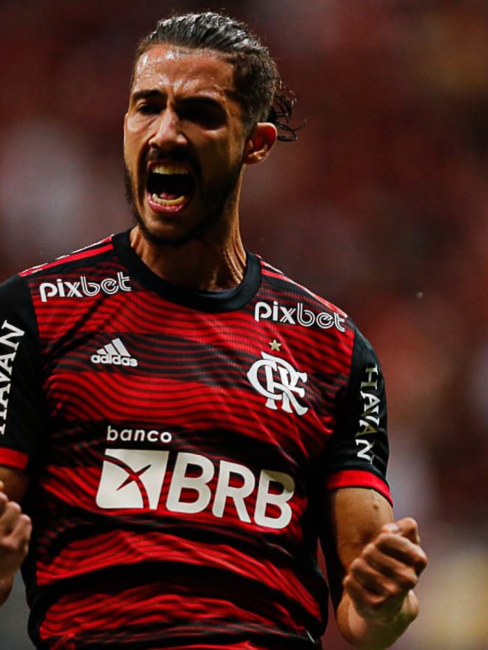 Gustavo Henrique est&aacute; perto de deixar o Flamengo
