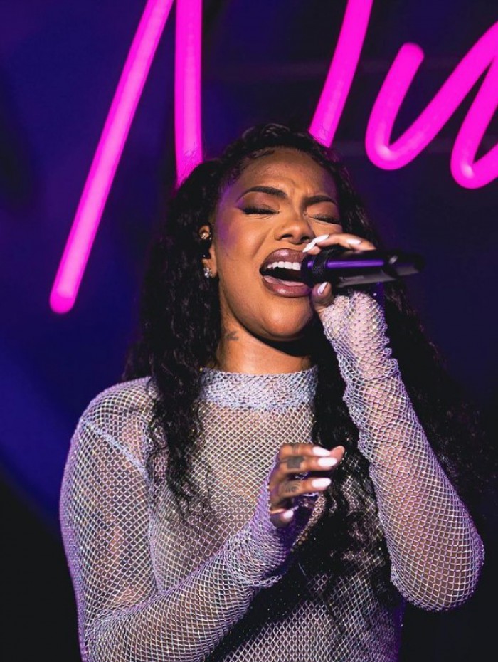 Ludmilla grava 'Numanice#2' no Rio